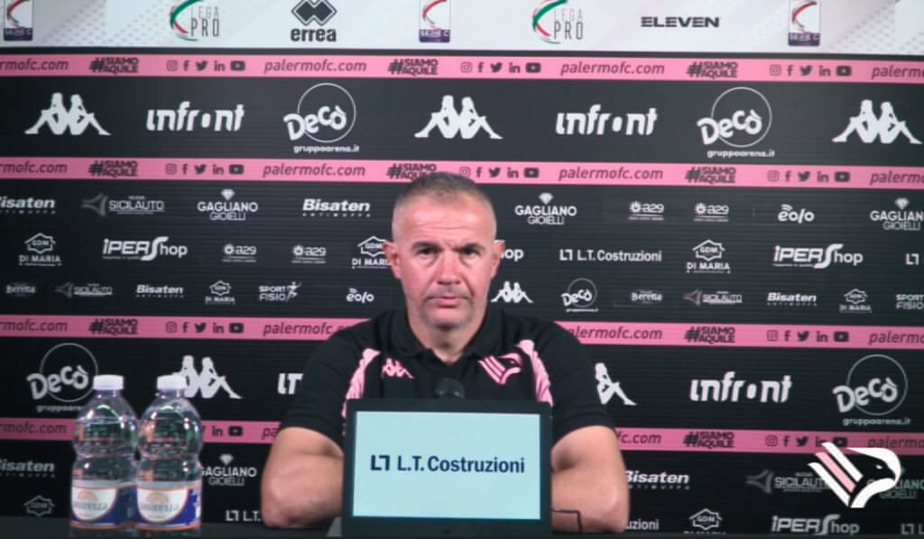 Coach Filippi before the 11th Match against Vibonese