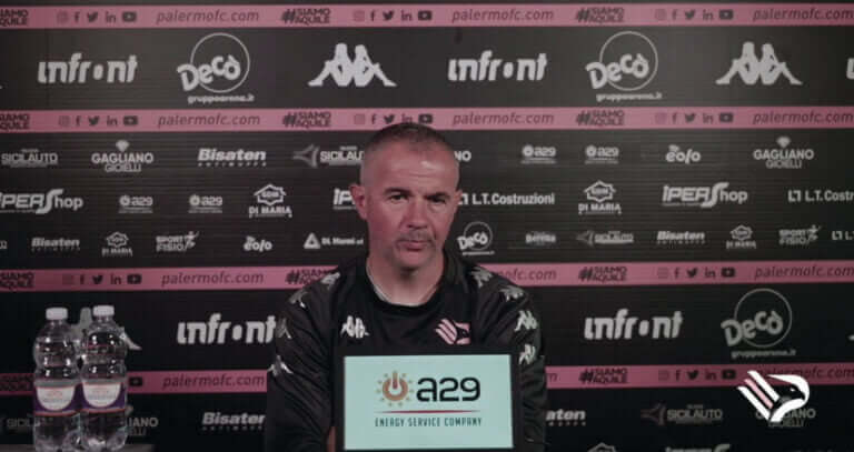 Coach Filippi before the 12th Match against Avellino