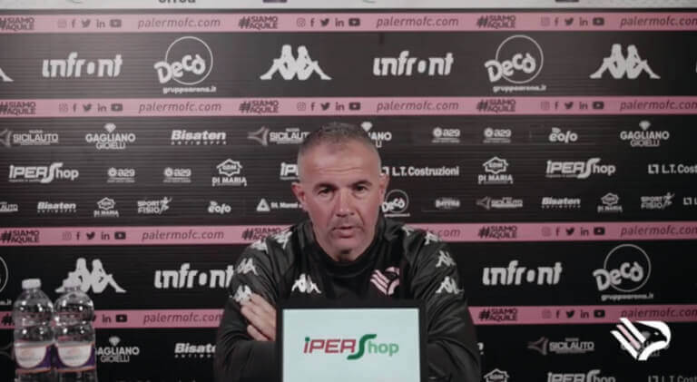 Coach Filippi before the 15th match against Paganese