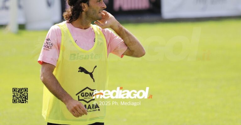 39b4b43689714210f9a0fca1ee380523-scaled