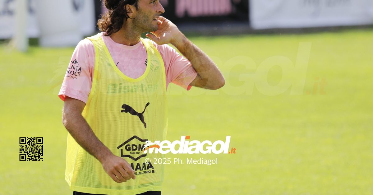 39b4b43689714210f9a0fca1ee380523-scaled