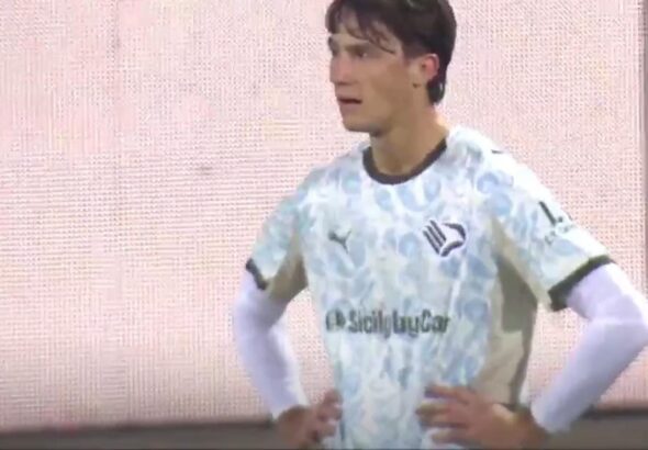 c0ffba18-5313-47c8-80f0-96db46eda4f5