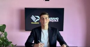 image_750x_66a51f51003a4