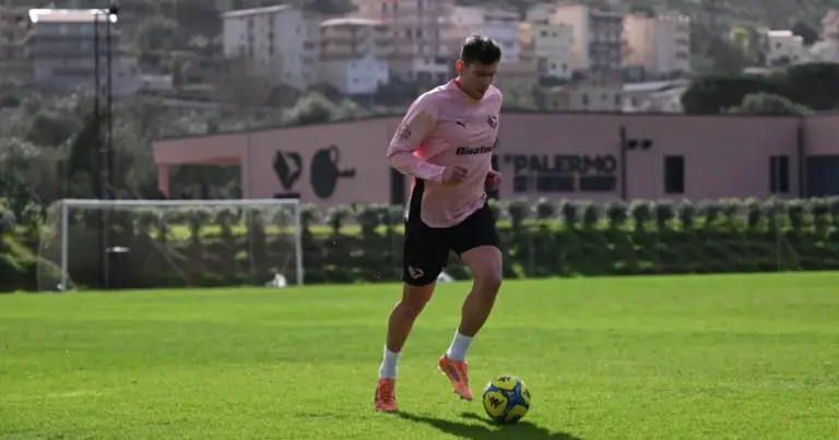 Palermo, Magnani is back: training in Torretta for the...