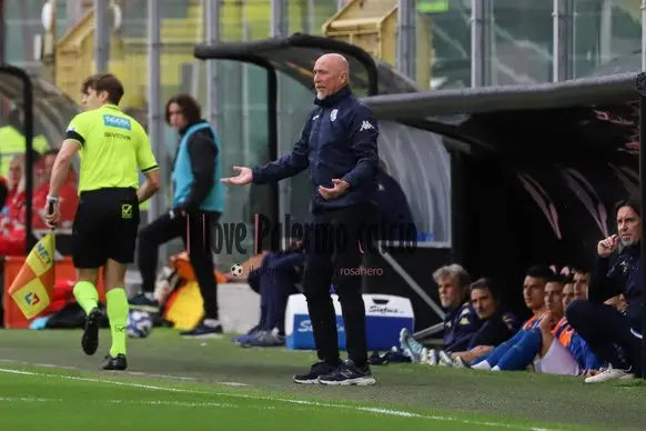 Maran: «The three in front are playing for the two places...
