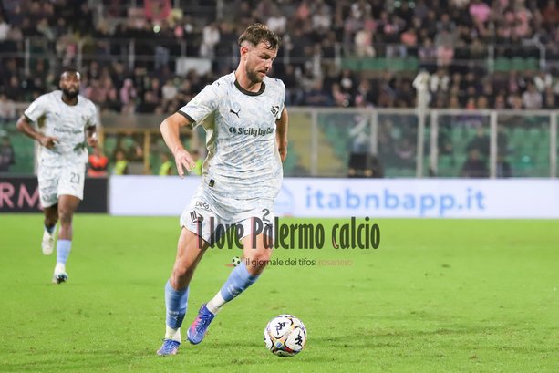Repubblica: "Palermo attacking midfielder, a shirt in...