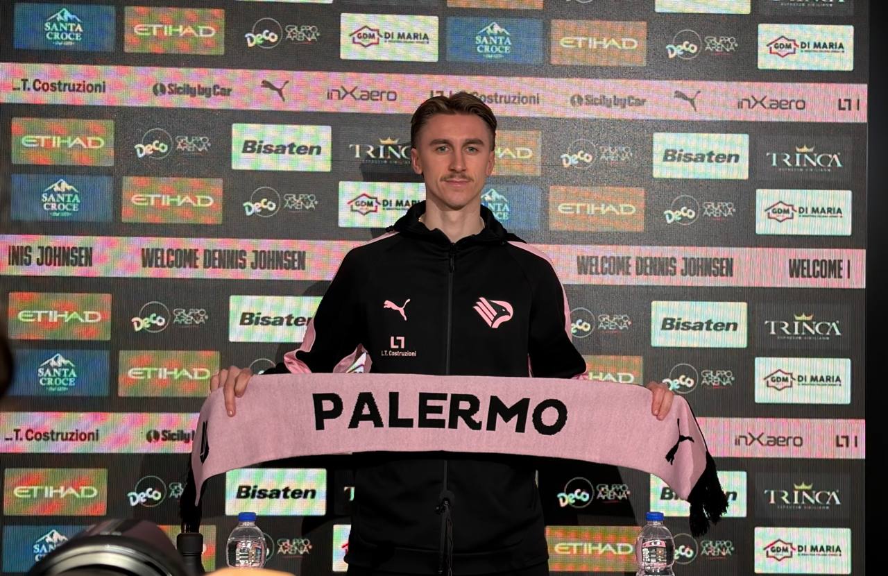 Johnsen introduces himself: "Here in Palermo because it's a great...
