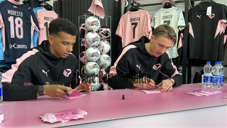 Repubblica: "Johnsen is warming up. Ready to make his debut in place...