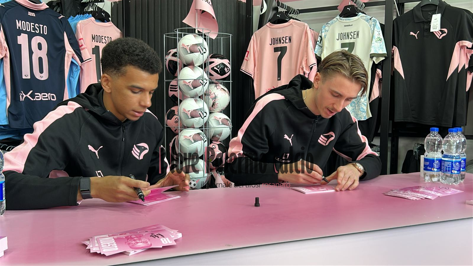 Repubblica: "Johnsen is warming up. Ready to make his debut in place...