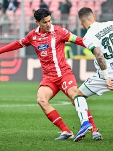 Monza in comeback against Avellino, Palermo still hooked to the Serie...