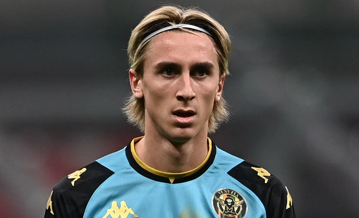 The final blow of the Serie B transfer market was achieved by...