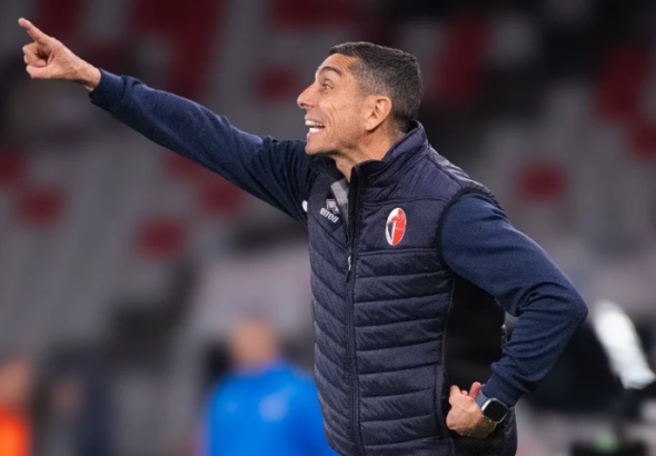 Bari, Longo: "With Samp inside or outside, we need more concreteness...