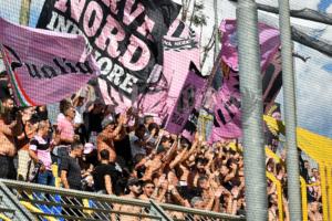Palermo, tired fans but hearts and eyes ahead