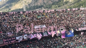 PHOTO – Palermo, the banner dedicated to little Domenico
