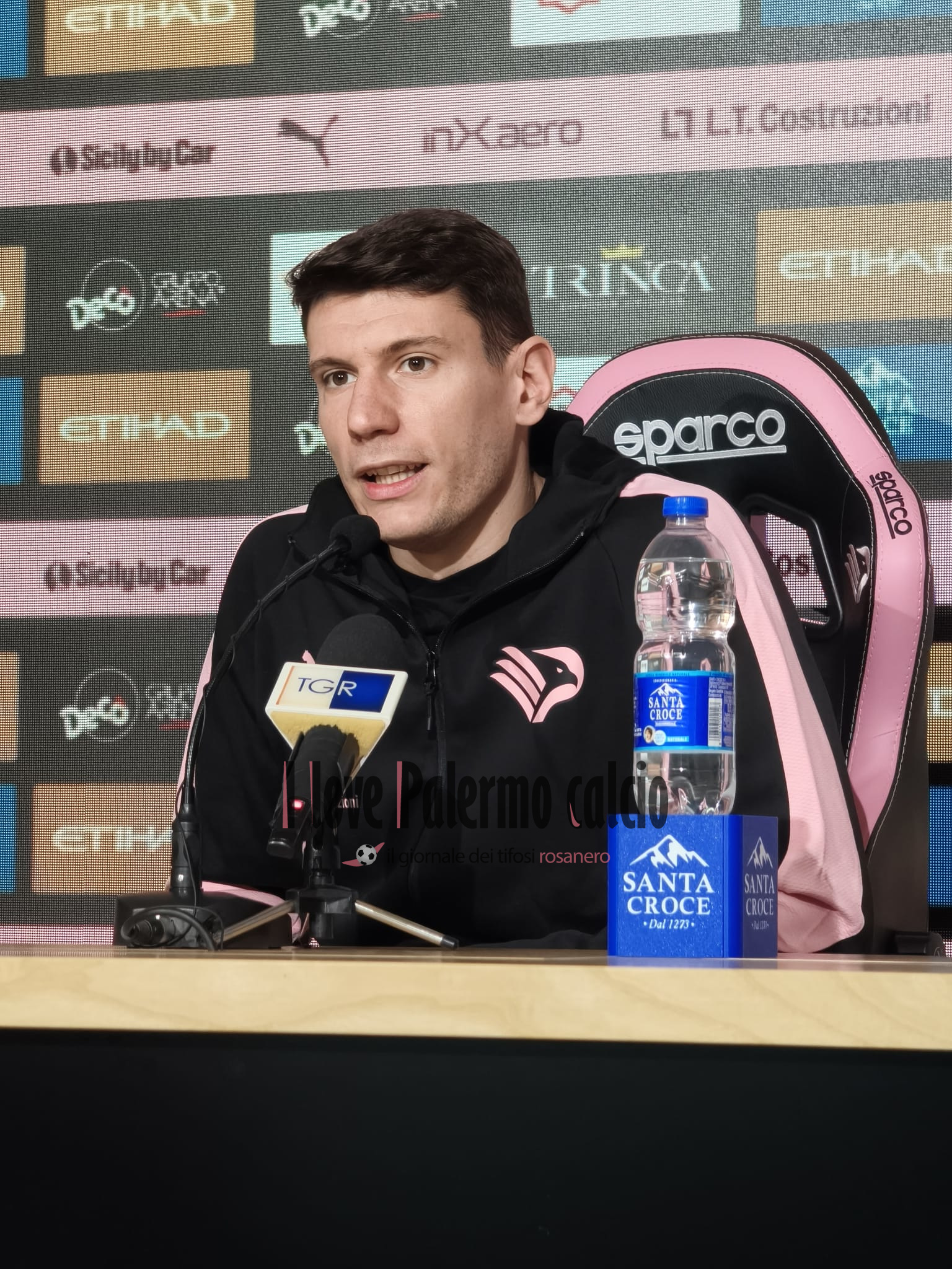 Magnani is moved: «I am not the protagonist, my wife was»