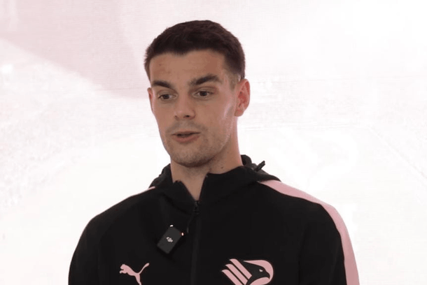 Pierozzi: «What pride to wear the Palermo shirt. A unique bond with...
