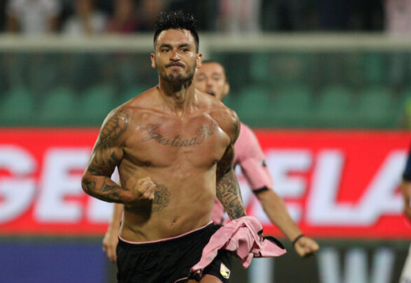 Pinilla, the former Palermo player announces: «I have been diagnosed...