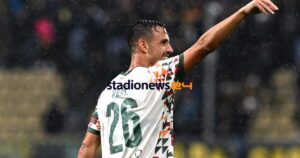 Valerio Verre leaves from Perugia, the former Palermo player will be...