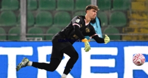 Serious injury for Desplanches: the goalkeeper risks three months out