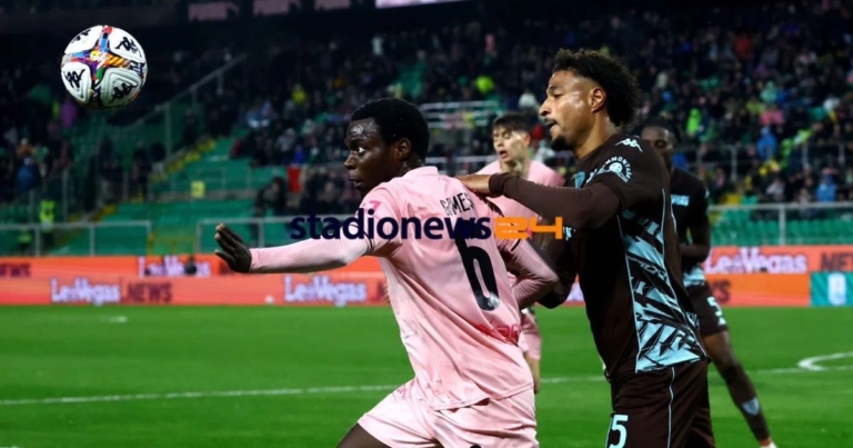 Palermo, Segre and Ranocchia do not touch each other. Gomes and Blin...