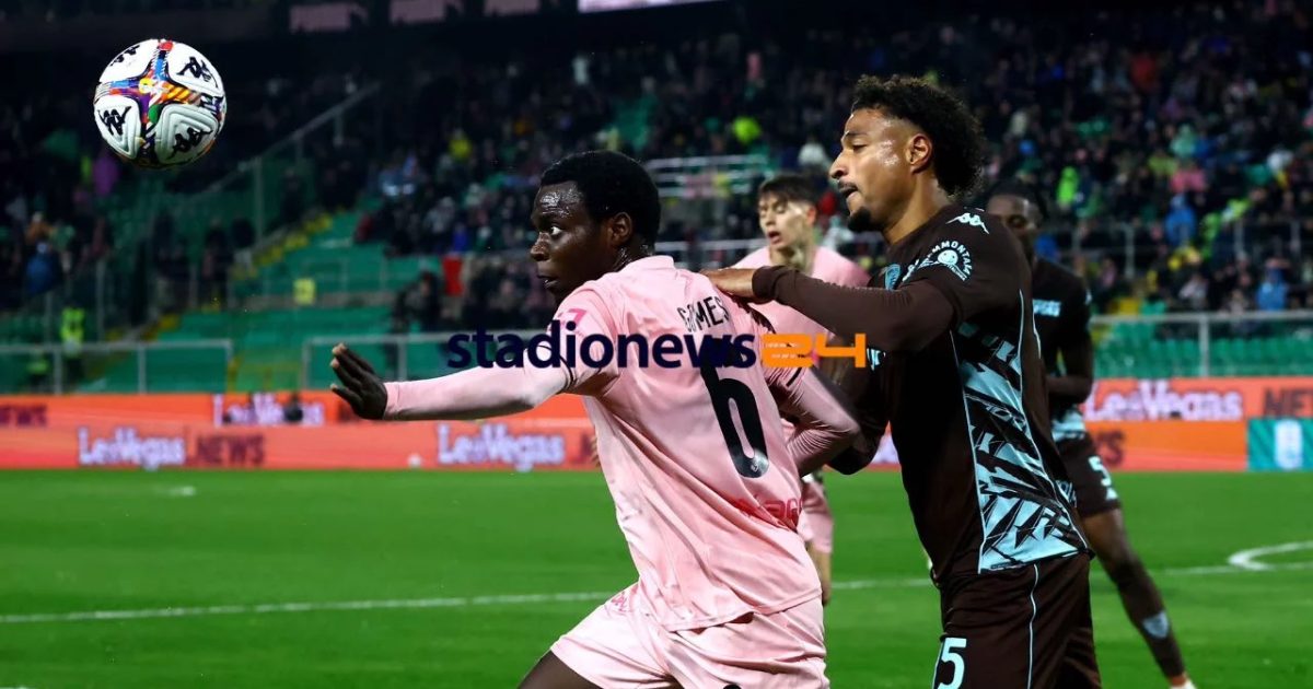 Palermo, Segre and Ranocchia do not touch each other. Gomes and Blin...