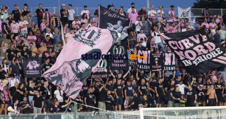 Palermo, the charge of the fans: 300 of them in Pescara despite the...