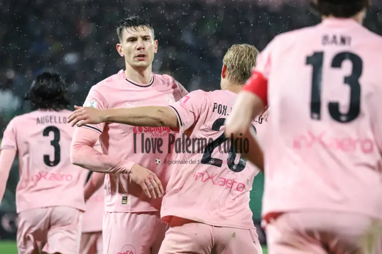 Signal to the championship: Palermo is there and fighting for Serie A