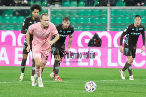 Tuttosport: “Palermo runs, -2 from Serie A”