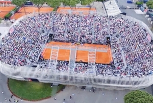 Grand Stand Arena, Lagalla slows down