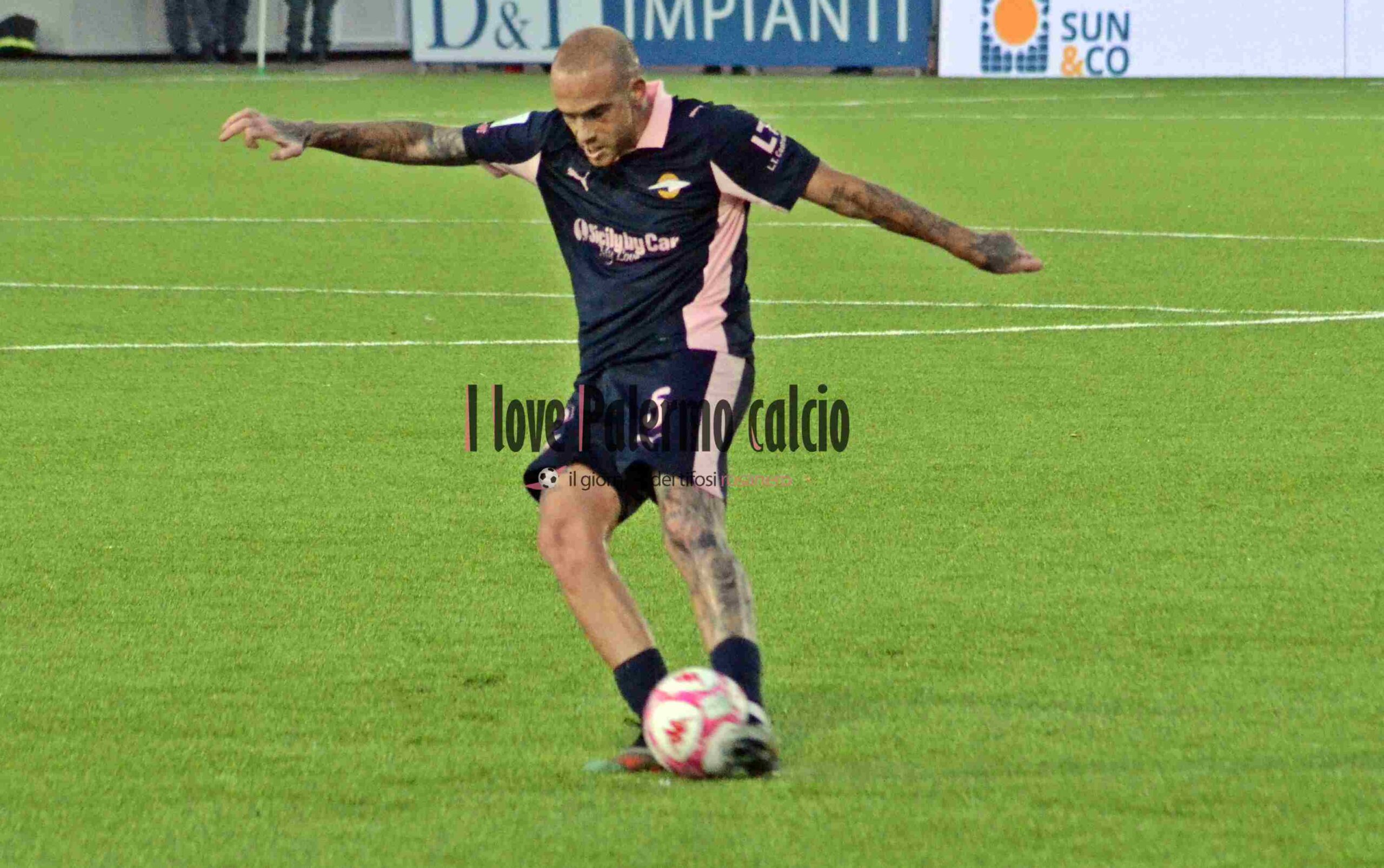 Carrarese-Palermo 0-1: the report cards of the match