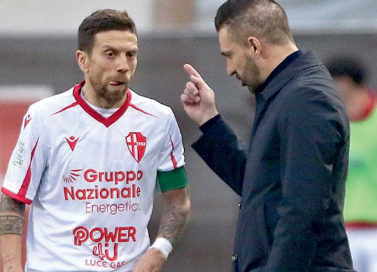 Il Mattino: "Palermo is here. Papu, if you're there, take a shot"