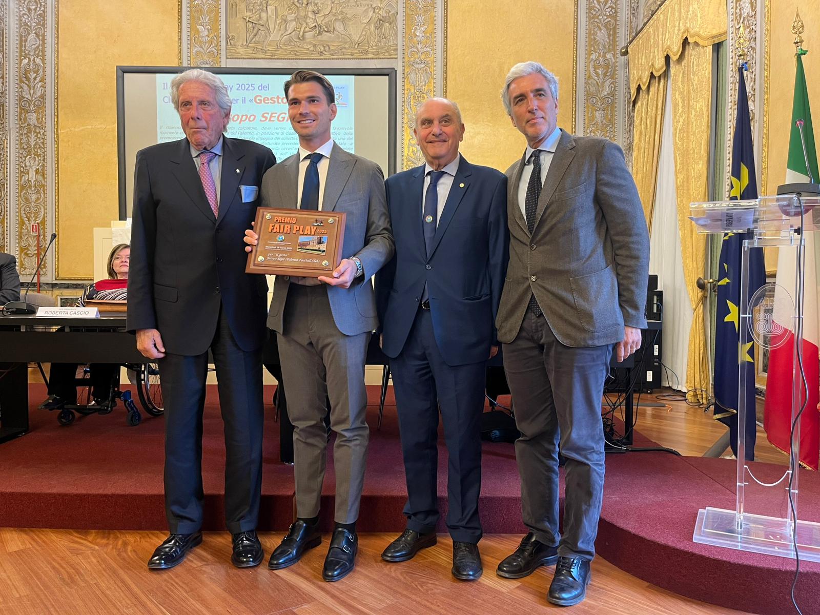 Palermo, Segre receives the 2025 Fair Play Award for his gesture...