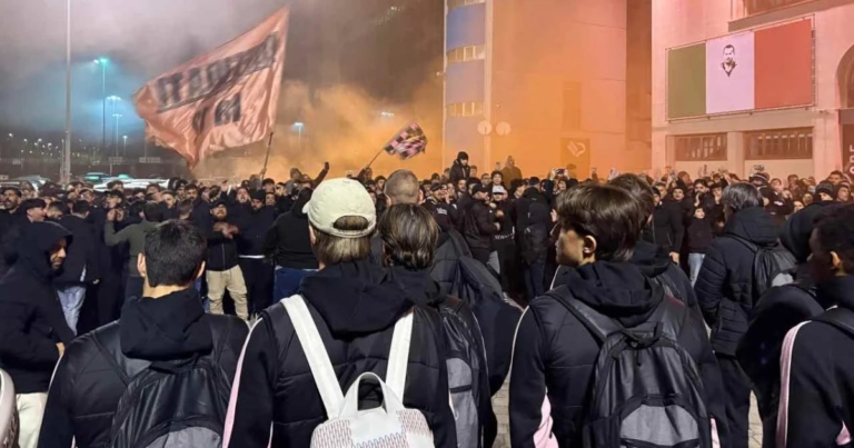 Palermo, the fans don't give up: welcome at the "Barbera" after the...