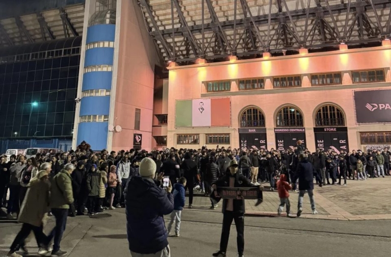 Palermo, another great welcome at the “Barbera” after the victory in...