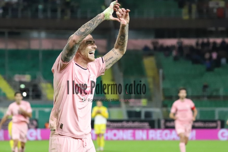 Giornale di Sicilia: “Palermo needs goals from Palumbo and Johnsen”