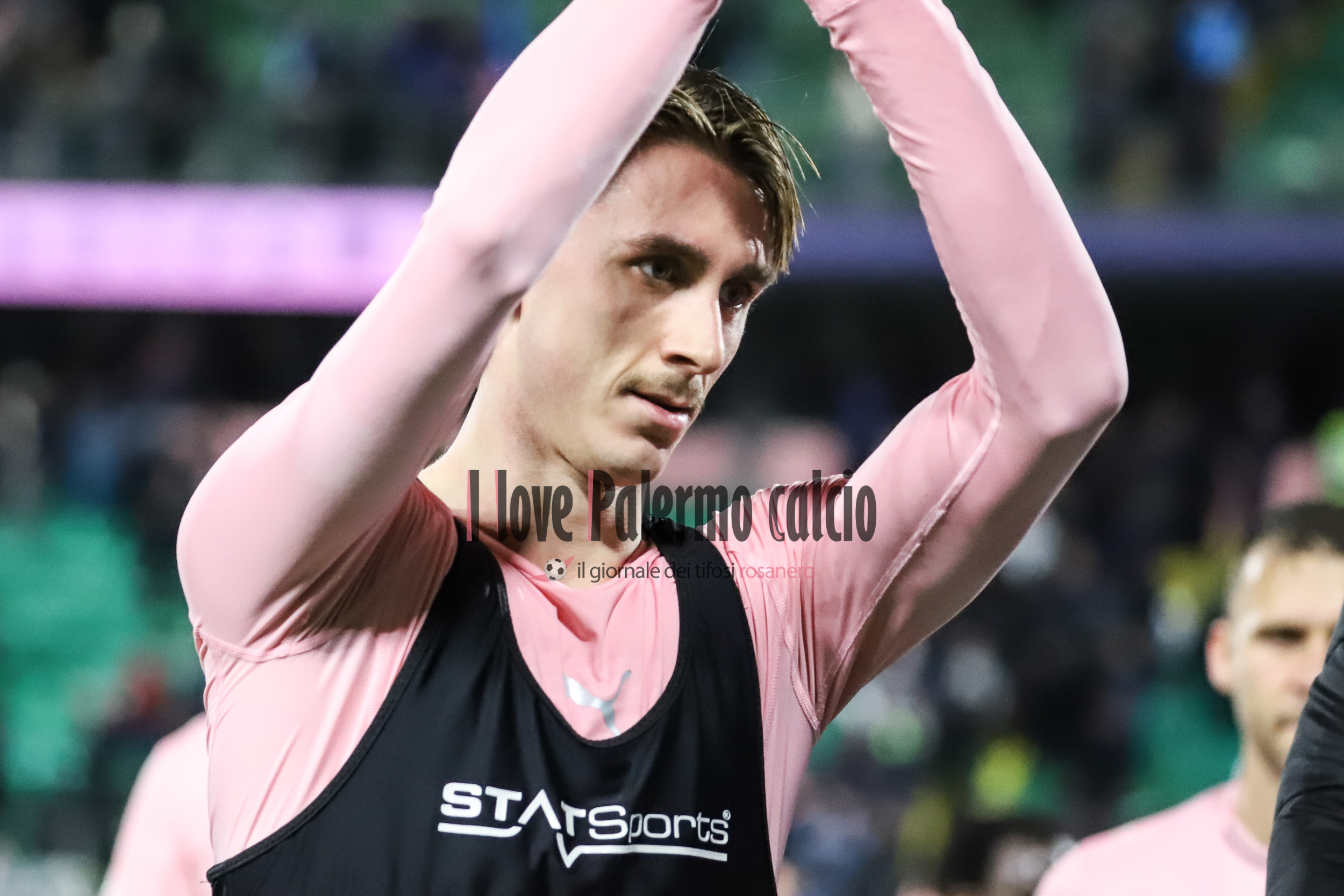 Giornale di Sicilia: "Palermo at the Adriatico with the 3-4-2-1:...