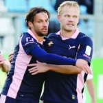 The cautioned/warned situation: the whole team. Danger!