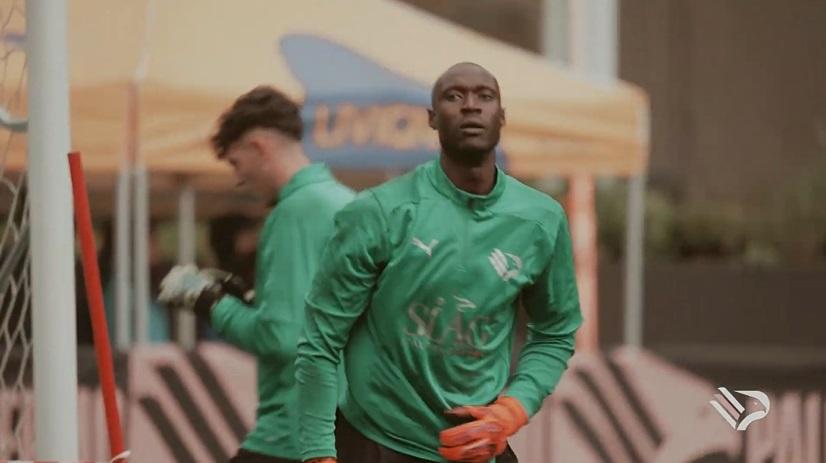 Palermo, Gomis favorite between the posts