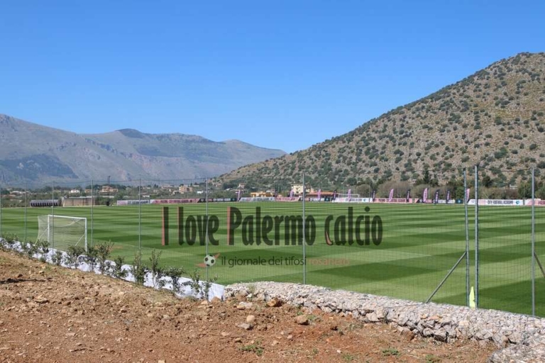 Palermo, resumption of training: differentiated work towards Frosinone