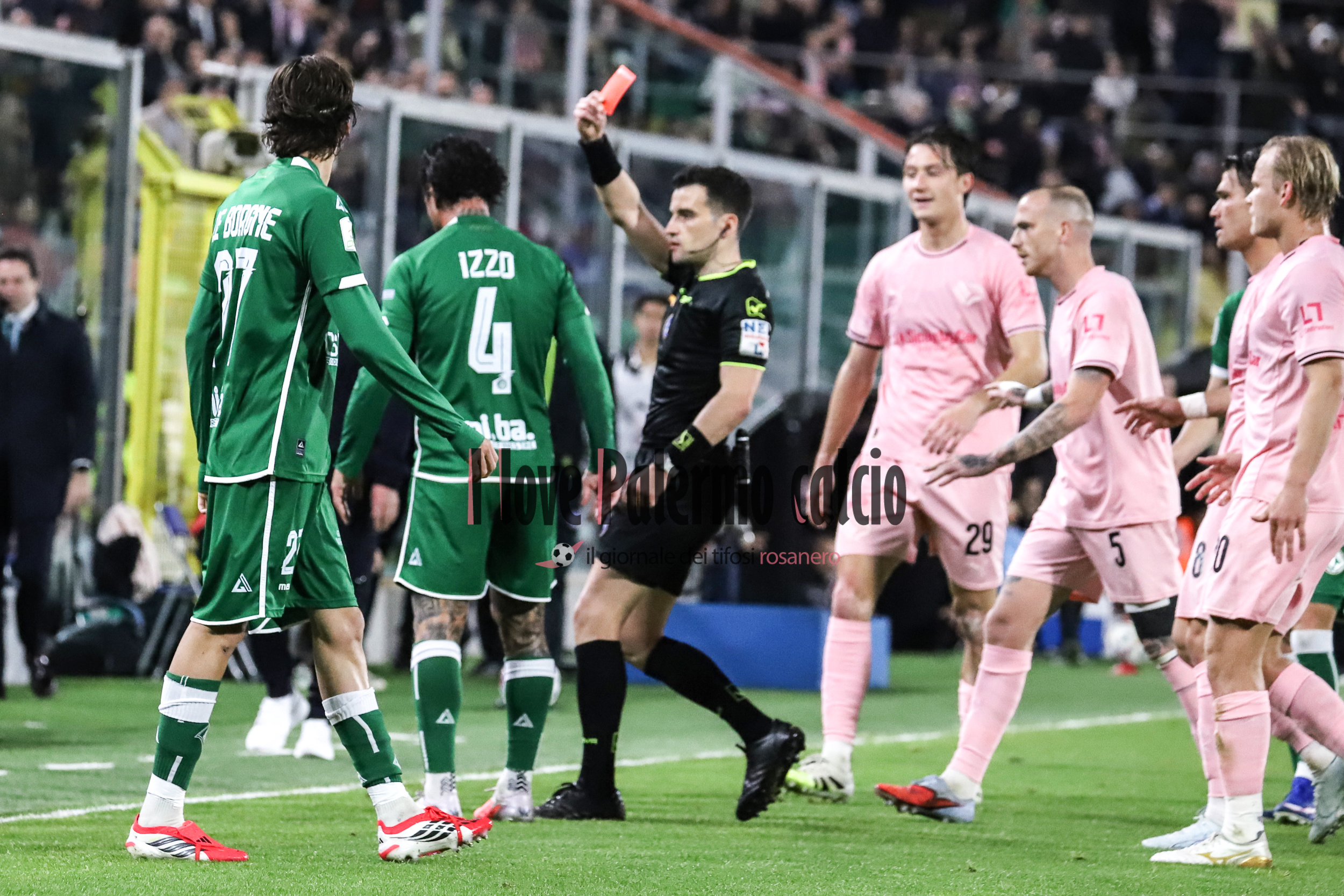 Palermo-Avellino, social back and forth between Izzo and the Rosanero...