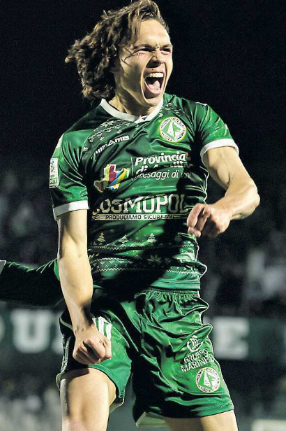 Il Mattino: “Wolves attack the battleship”