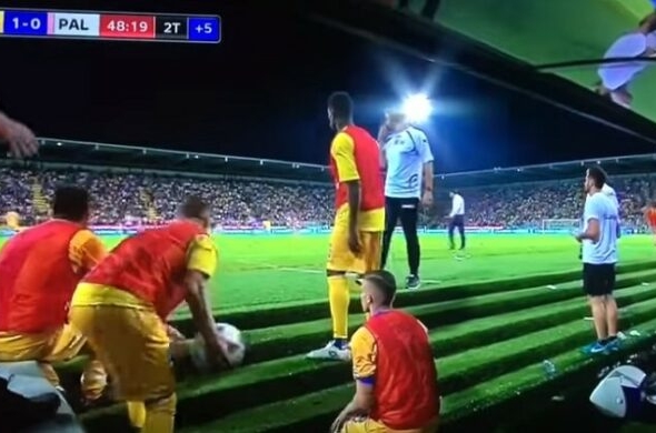 Frosinone-Palermo, those balls on the pitch and a truth that is...