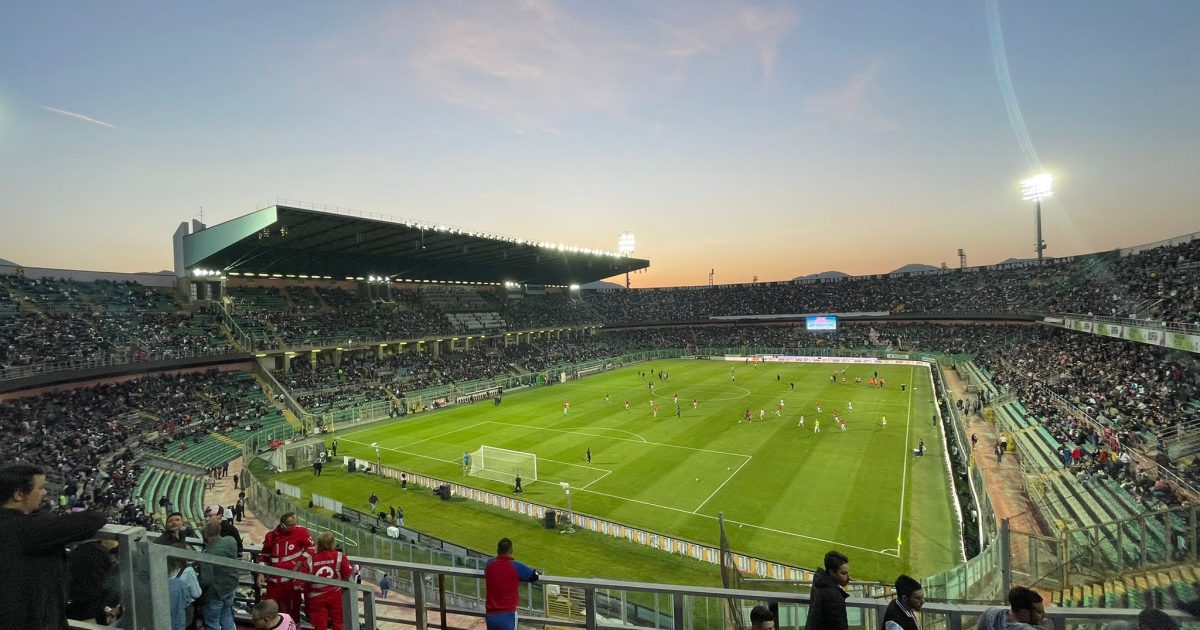Palermo - Cesena, the Romagna people too in the "Barbera" bedlam: 461...