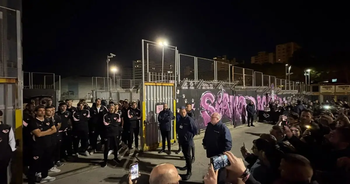 Palermo, the fans don't give up: after the Reggiana, yet another...