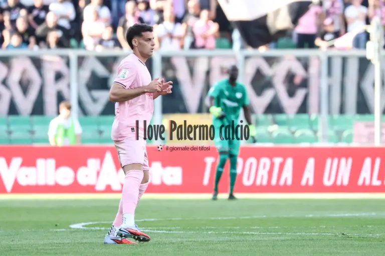 Sicilian newspaper: “Palermo, bunker defense: 17 clean sheets”