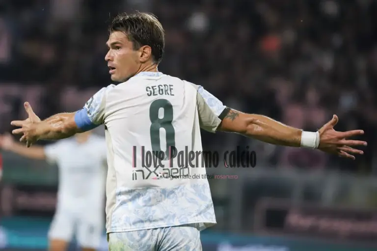 Palermo, slows down the race: bitter draw in Reggio Emilia