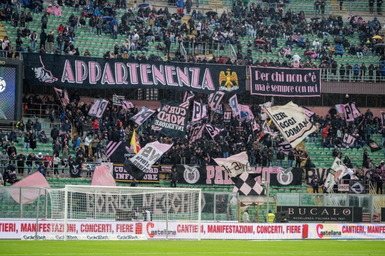 Palermo, 4,000 at Barbera for open-door training