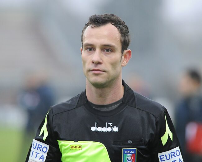 Catanzaro-Palermo, referee Feliciani: the missed penalty against...