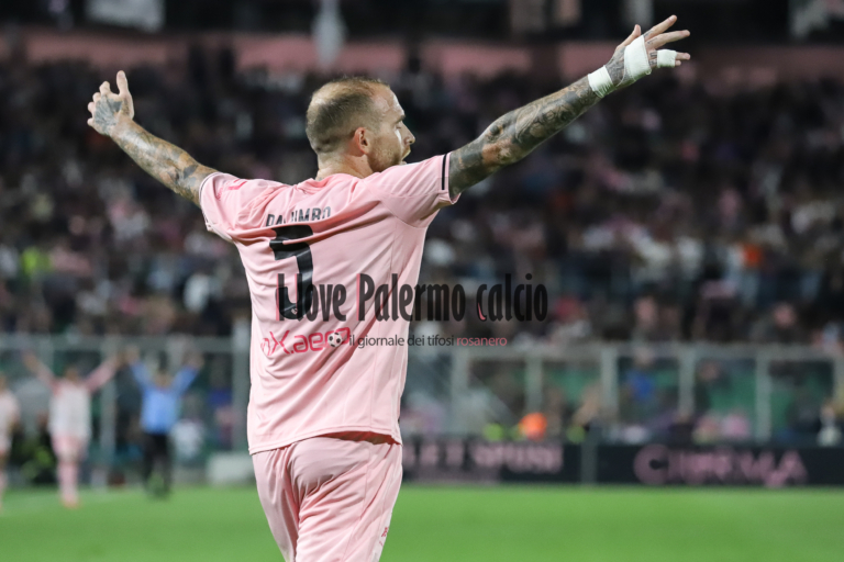Palermo eliminated in the Serie B playoff semi-finals, Palumbo...