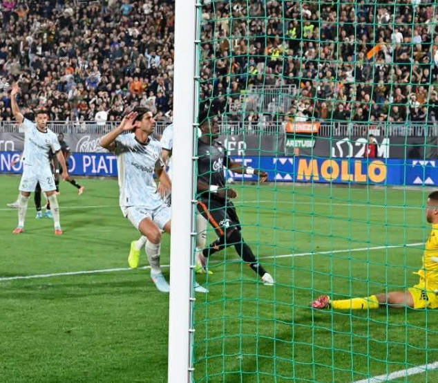 Giornale di Sicilia: "Forget Venice. Palermo, head to the play-offs"